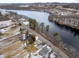 545 Riverside Dr, Auburn, ME 04210