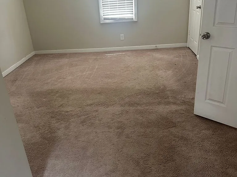 903 Willow Lawn Dr — Photo 5