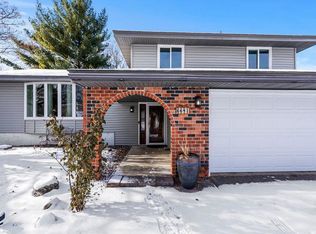6641 Hillsboro Ave N, Brooklyn Park, MN 55428
