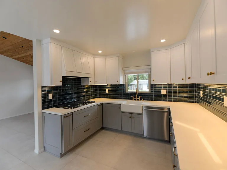 2345 S Ola Vis — Photo 15