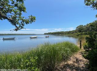 4 Jacobs Neck Rd, Edgartown, MA 02539