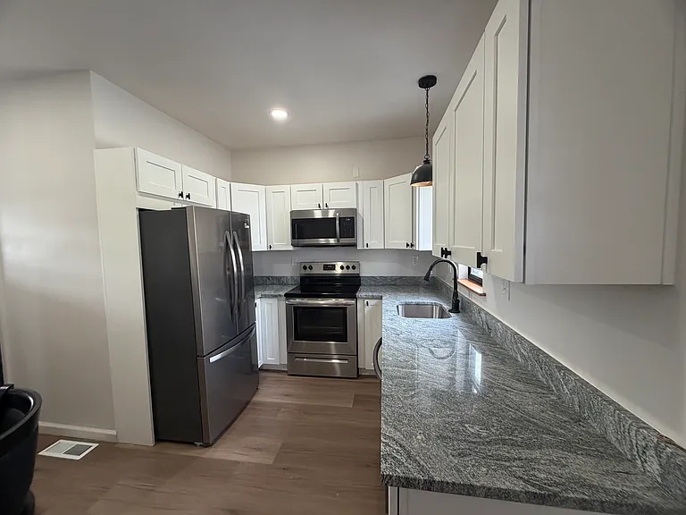 314 Church St — Photo 2