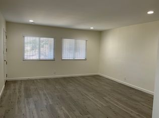 4940 Lennox Blvd APT B, Inglewood, CA 90304