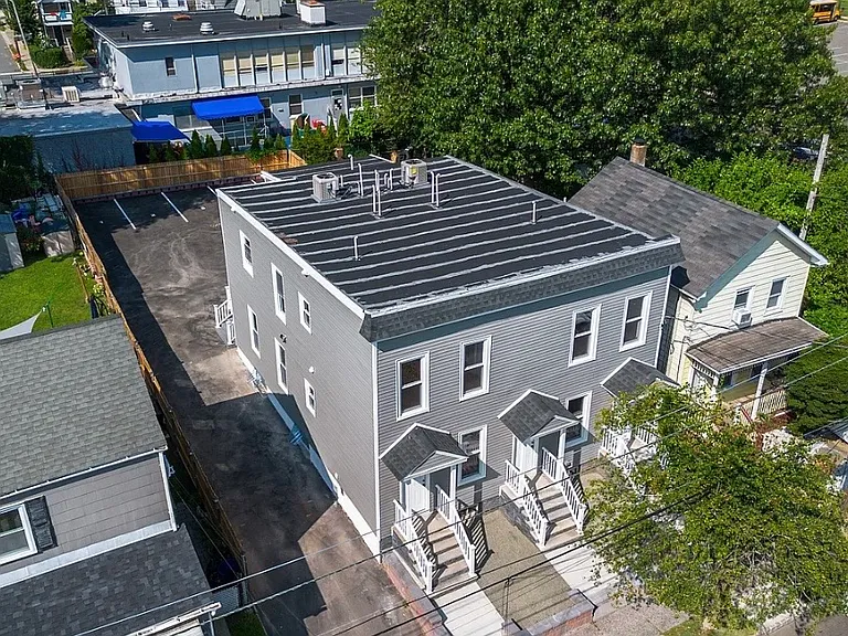 26 Washington St #4-2L — Photo 3