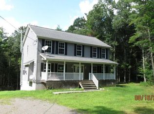 142 Split Rock Dr, Barryville, NY 12719