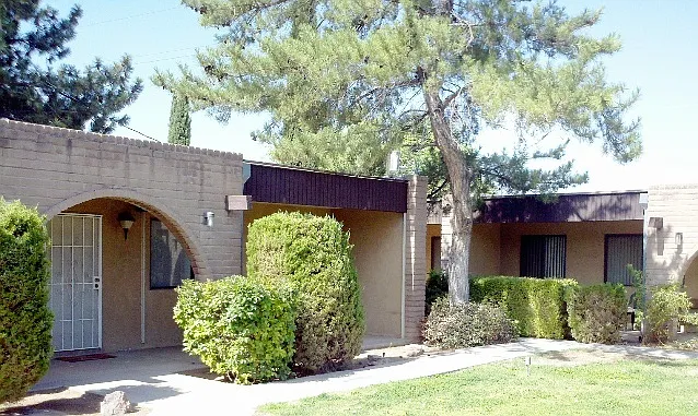 Los Arcos — Photo 1