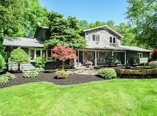 34765 Lakeview Dr, Solon, OH