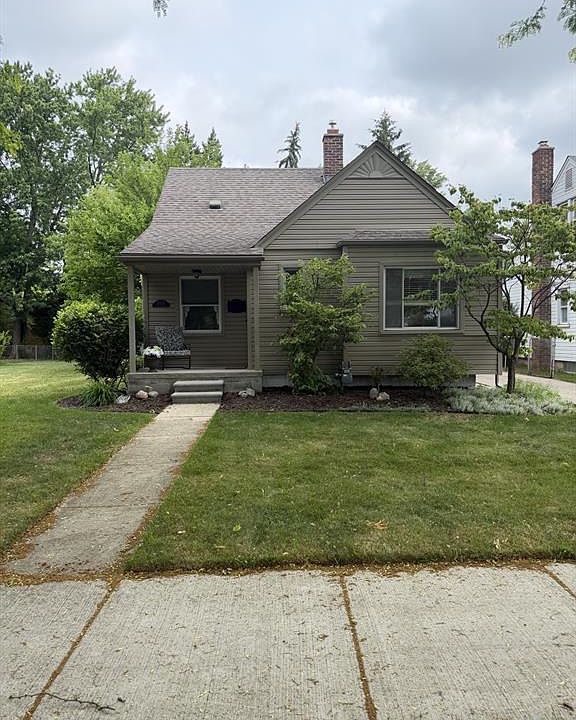 1st image of 20728 Carlysle St