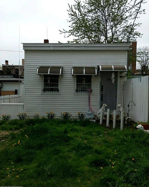1st image of 26 Hudson St