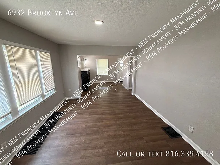 6932 Brooklyn Ave — Photo 6