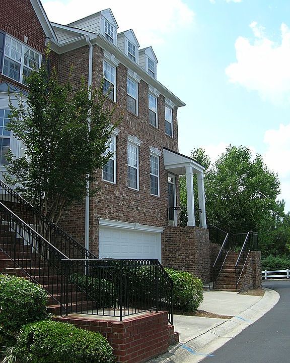 417 Iona Abbey Ct 