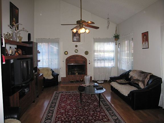 4th image of 20905 Wilder Ave