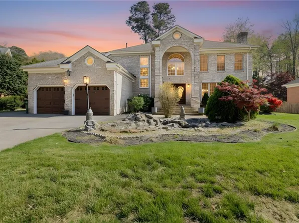 332 Woodbrook Run, Newport News, VA 23606