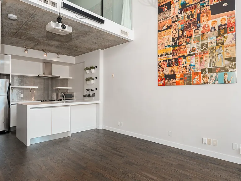 75 Portland St #901 — Photo 5