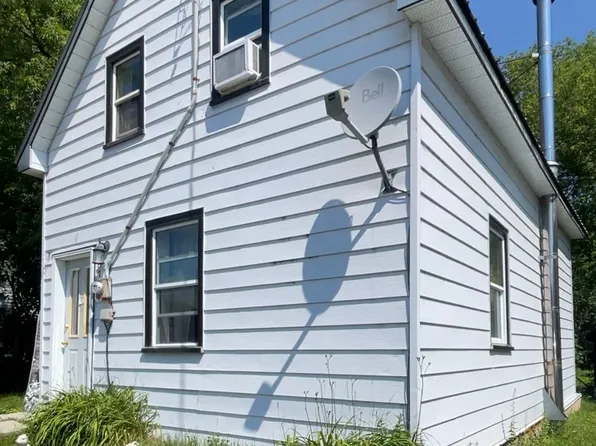 207 Jane St, Bonnechere Valley, ON K0J 1T0