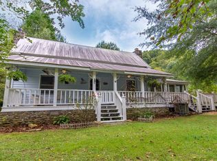 25 River Escape Dr, Ellijay, GA 30540