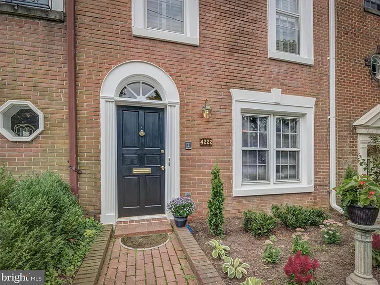 4222 River Rd NW #A — Photo 1