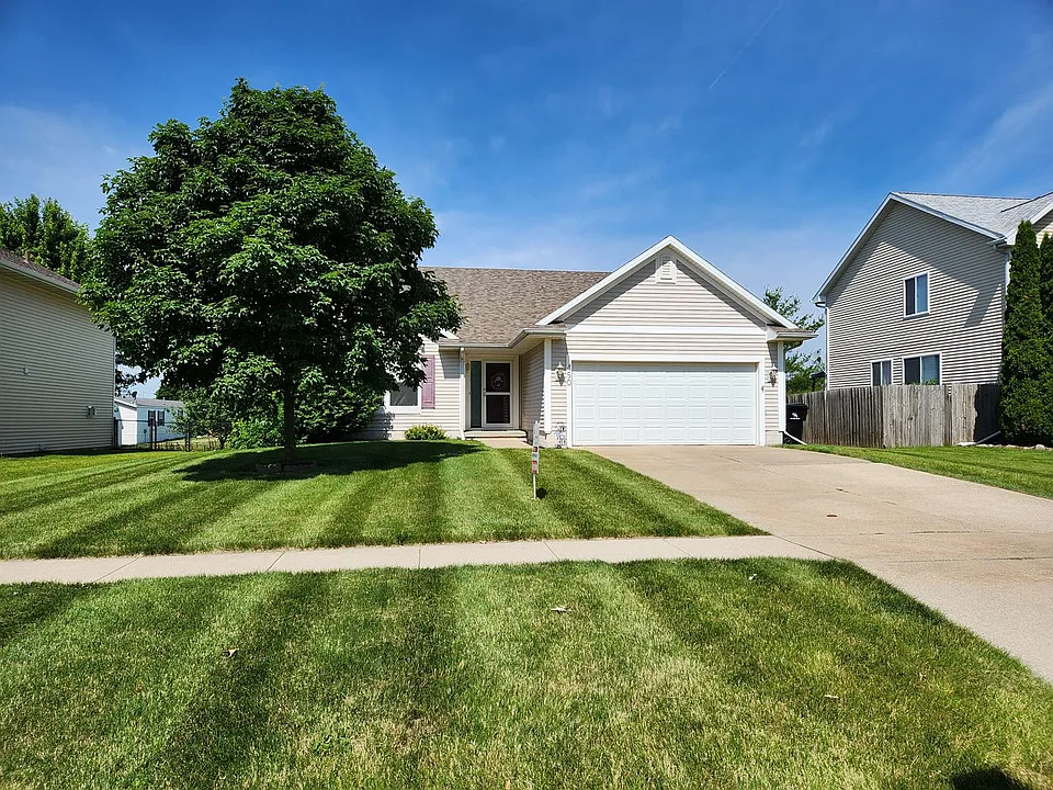 450 SE Westgate Dr