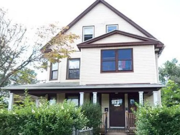 707-709 Blue Hills Ave, Hartford, CT 06112