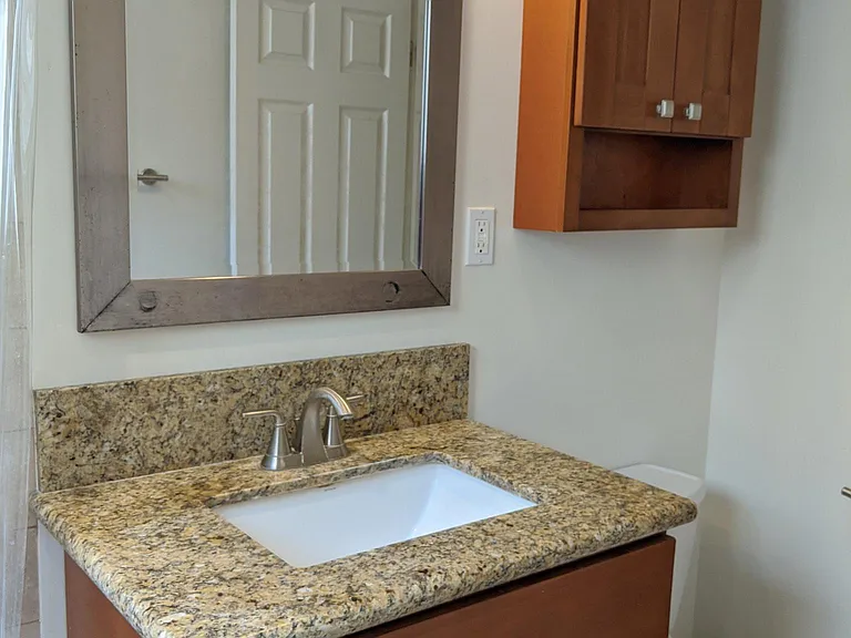 2310 S Bentley Ave #1 — Photo 12