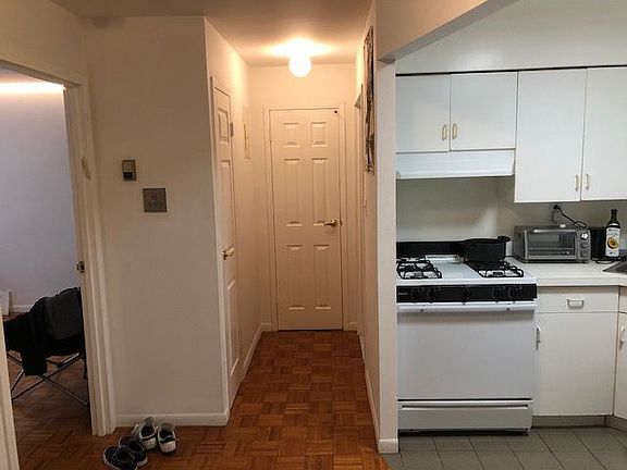 5th image of 12320 82nd Ave APT 4A