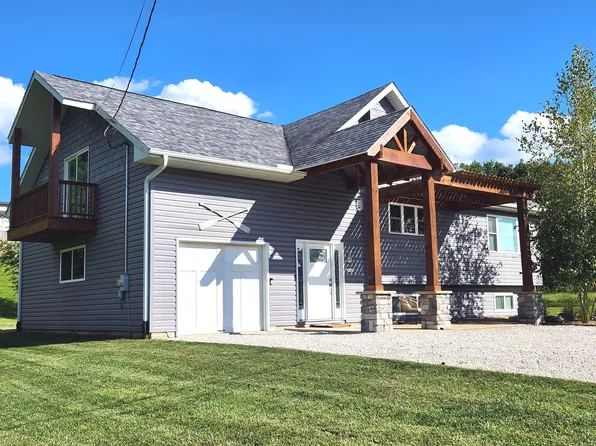 134 Clubhouse Dr, Varna, IL 61375