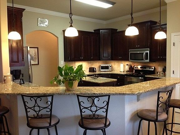 4th image of 606 Newberry Ct