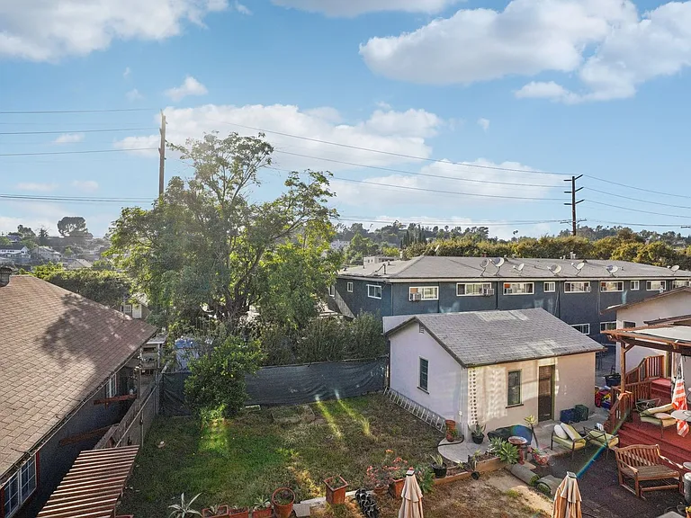 6162 Oak Crest Way — Photo 19