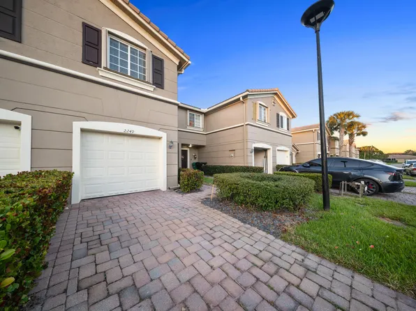 2249 SW Marshfield Court, Port St Lucie, FL 34953