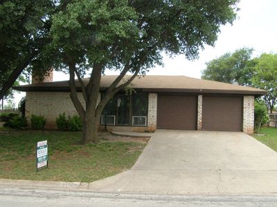 1805 Lakeview Dr, Sweetwater, TX, 79556