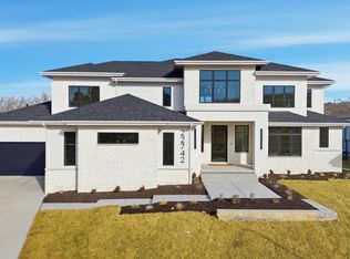 22742 Sanctuary Ridge Dr, Elkhorn, NE 68022