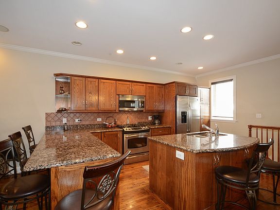 4th image of 3934 N Panama Ave