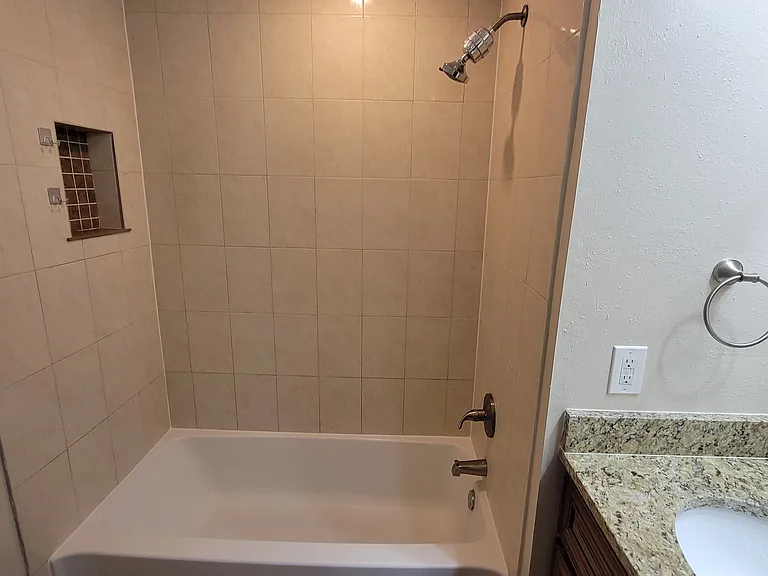 7910 Citrus Dr — Photo 6