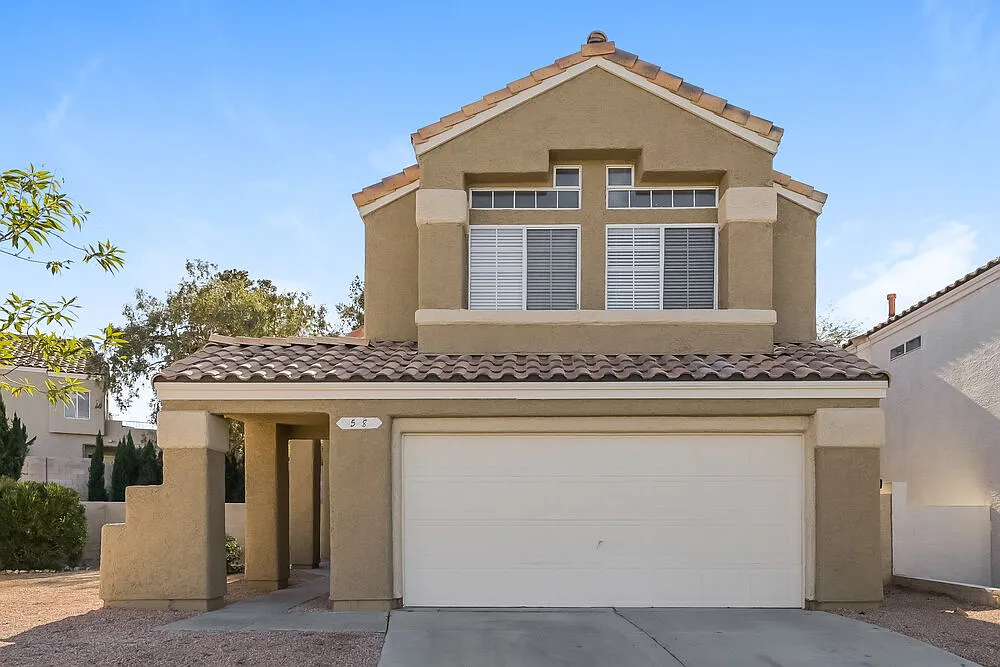 4 bed, 2.5 bath, 2038 sqft, $2,770 — Photo 1