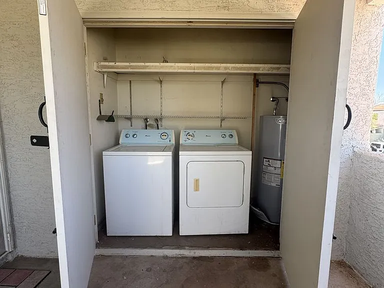 850 S River Dr — Photo 7