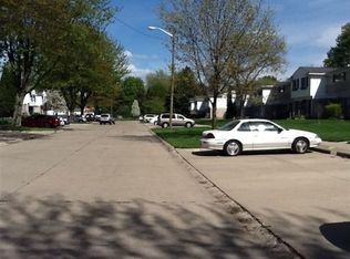 158 Parnacott Dr, Mount Clemens, MI 48043