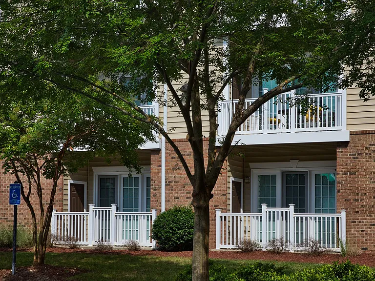 Red Mill Landing Apartment Homes — Photo 31