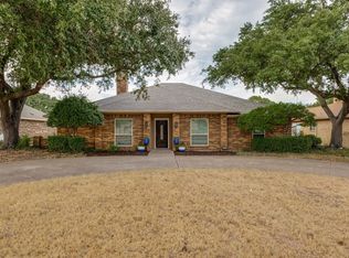 1607 E Spring Valley Rd, Richardson, TX 75081