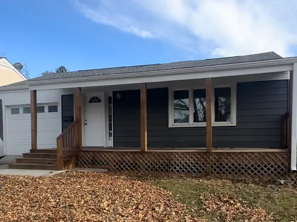 221 6th Ave SE, Oelwein, IA 50662