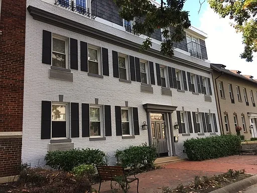 3220 Wisconsin Ave NW — Photo 1