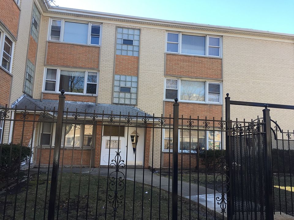 1st image of 5005 W Diversey Ave APT 3E