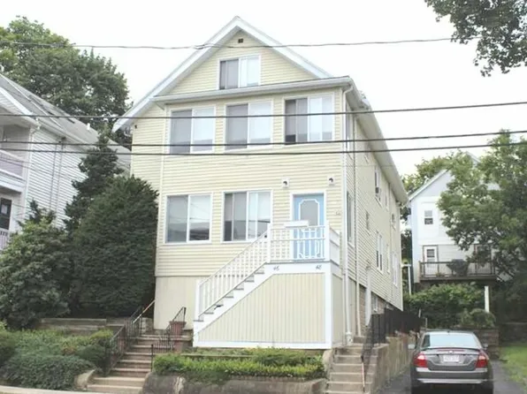 46 Moulton Rd, Arlington, MA 02476
