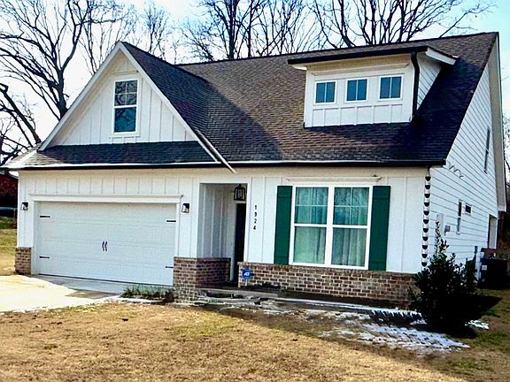 2nd image of 1924 Lou Gurley Rd