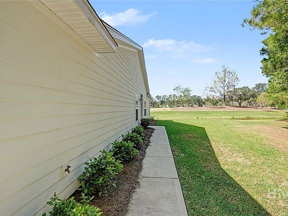 5th image of 149 Danbury Court