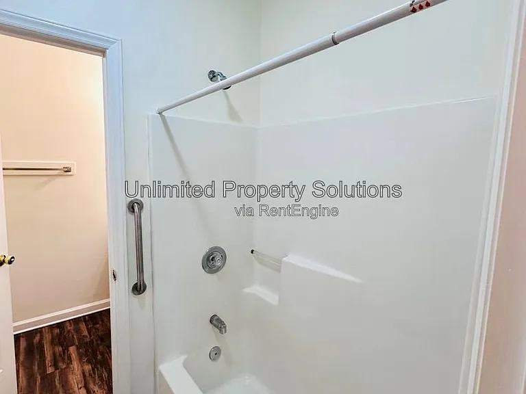 733 Bragg Dr #C — Photo 10