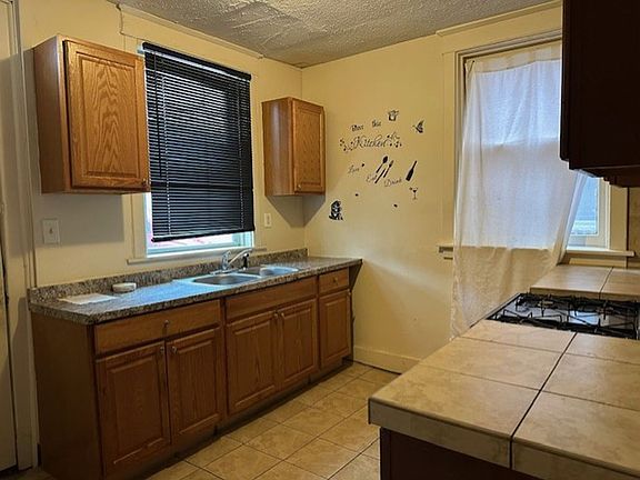5th image of 2439 N 5th St