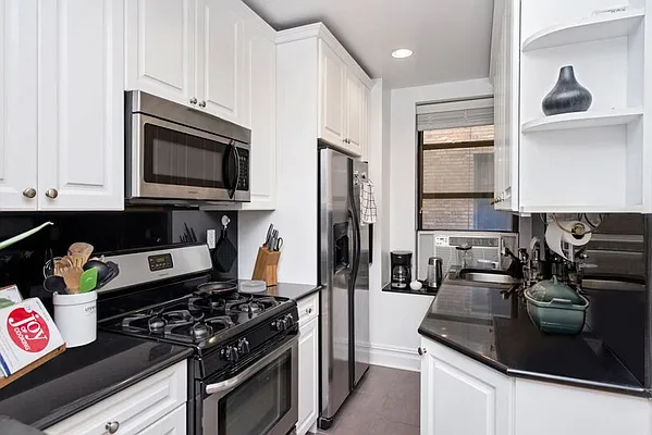 Sold by Keller Williams NYC | media 3