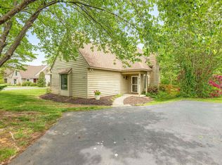 1057 Highlands Dr, Charlottesville, VA