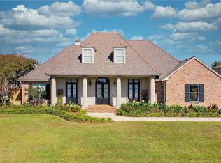 1481 Lakeshore Blvd, Slidell, LA 70461