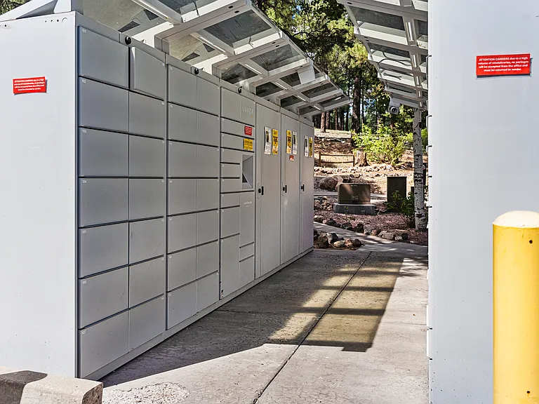 Highland Village Apartments — Photo 13